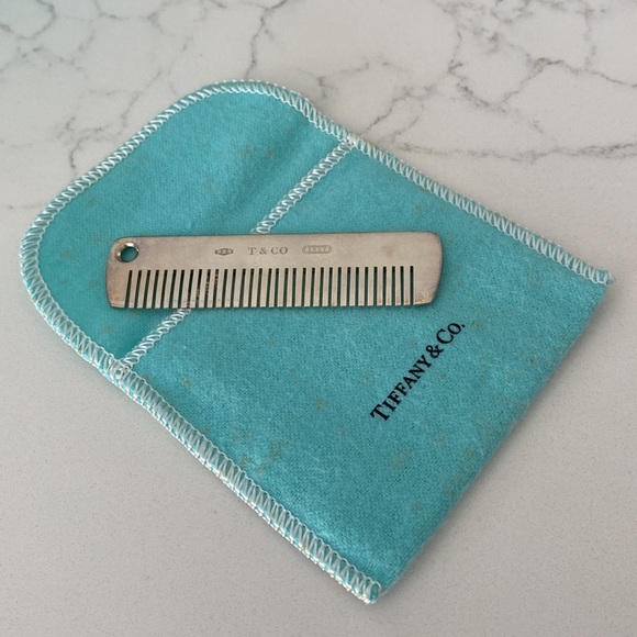 Tiffany & Co. Sterling silver baby comb with pink & blue tassel - Picture 2 of 12